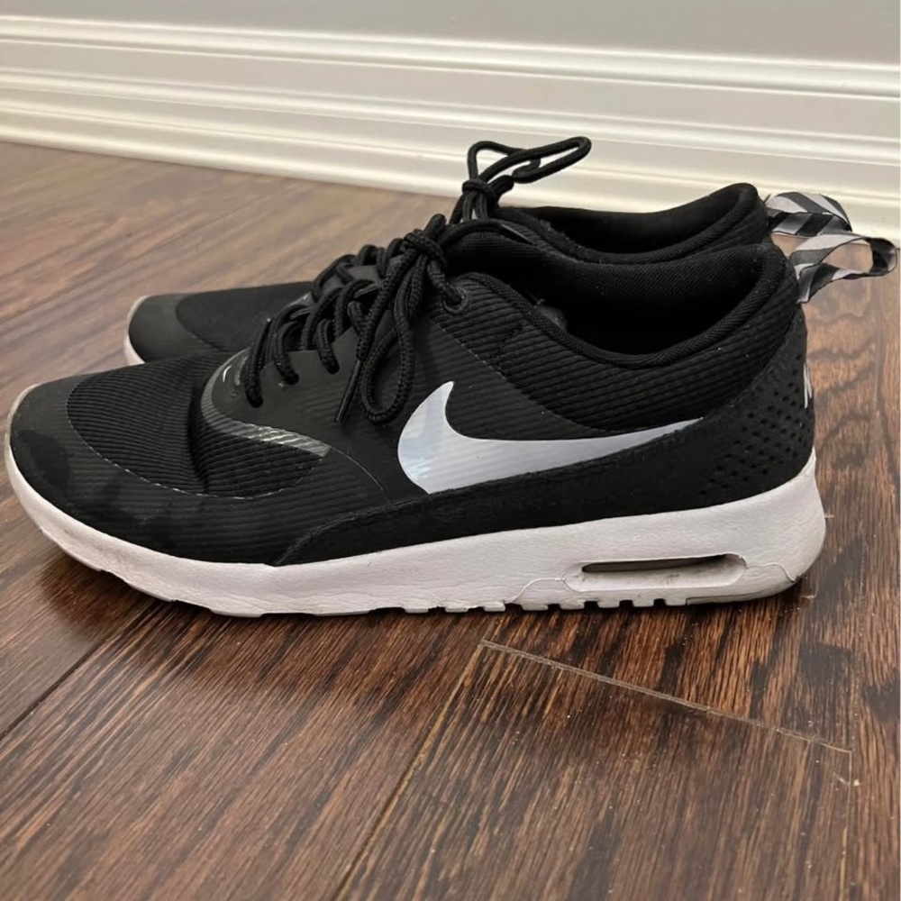 Nike Air Max Thea Sz 8.5